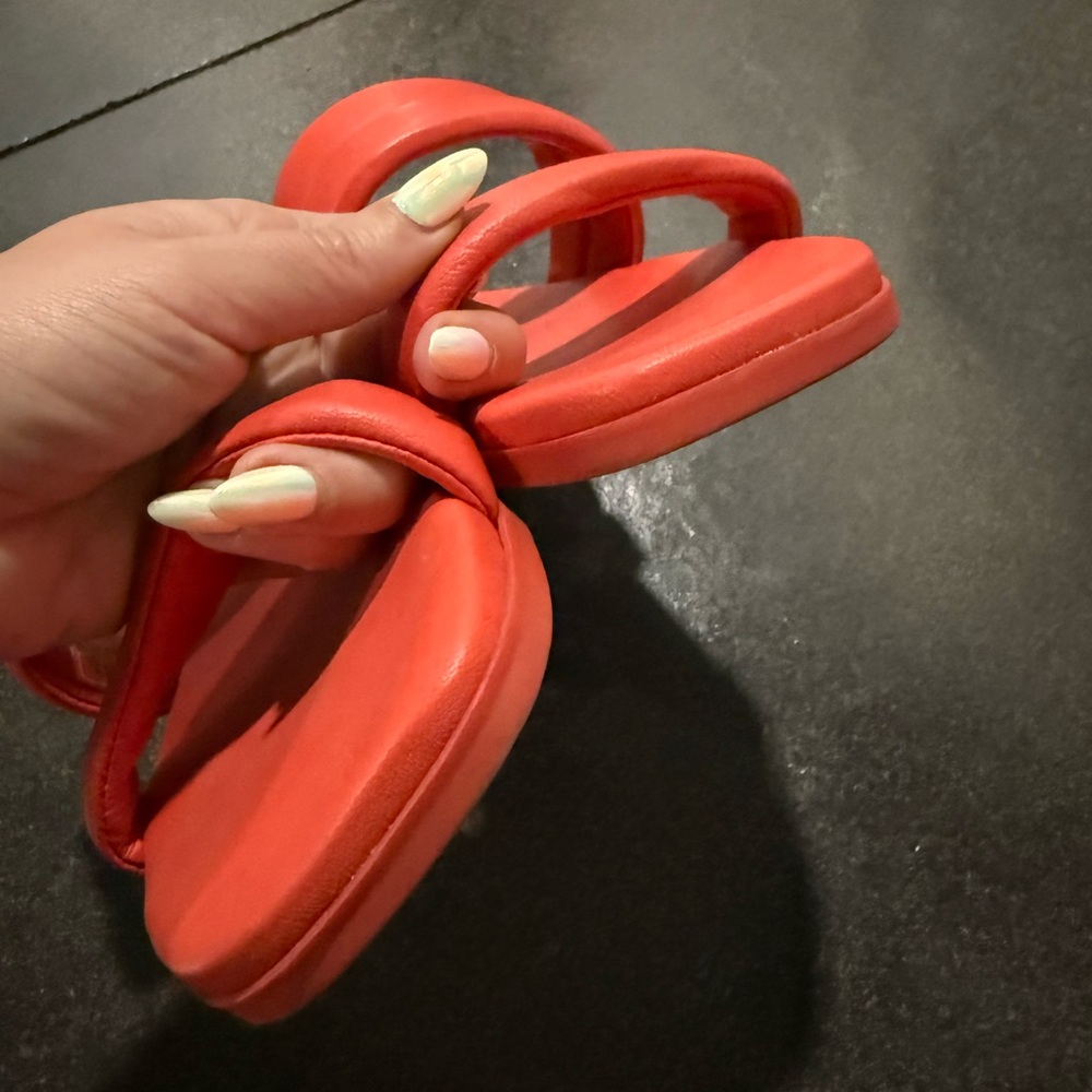 Dolce Vita Adore Flat Sandal Red Leather - Picture 6 of 7